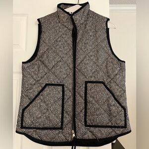 Medium J Crew puffer vest! Excellent condition